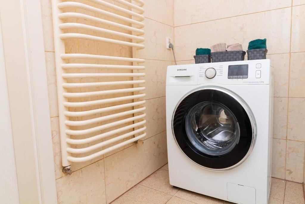 كراكوفيا Soltyka 5 Rooms Apartment المظهر الخارجي الصورة